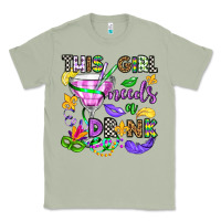 Matcha this girl needs a drink Classic Tee - OliviaCreatesArt