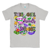 Moon Dust this girl needs a drink Classic Tee - OliviaCreatesArt