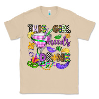 Mushroom this girl needs a drink Classic Tee - OliviaCreatesArt
