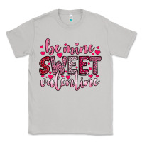 Moon Dust be mine sweet valentine Classic Tee - OliviaCreatesArt