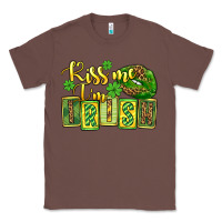 Chestnut St. Patrick's Kiss me i am irish Classic Tee - OliviaCreatesArt