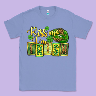 St. Patrick's Kiss Me I Am Irish Classic Tee Designed By Oliviacreatesart