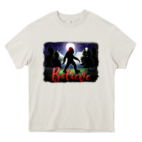 Cream bigfoot believe christmas Heavy Core Tee - FaDigitalArtStudio