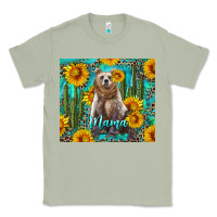 Matcha mama bear with sunflowers and cactus Classic Tee - Artiststas