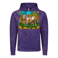 Cloud Purple Western Charolais Bull With Sunflowers Vintage Hoodie - LillyAllenDesigns