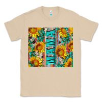 Mushroom mama wıth sunflowers and gemstone Classic Tee - Artiststas