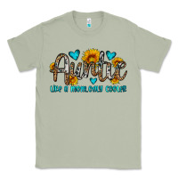 Matcha auntie like a mom only cooler Classic Tee - OliviaCreatesArt