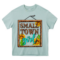 Arona small town girl olivia Heavy Core Tee - OliviaCreatesArt