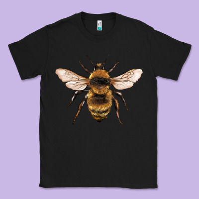 Bee Classic Tee Designed By Artiststas