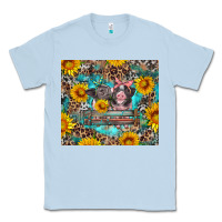 Dusty Blue baby pigs with leopard cowhide and sunflowers Classic Tee - Artiststas