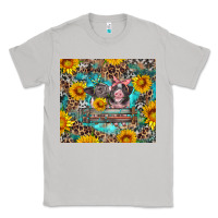 Moon Dust baby pigs with leopard cowhide and sunflowers Classic Tee - Artiststas