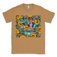 Toasted Coconut baby pigs with leopard cowhide and sunflowers Classic Tee - Artiststas