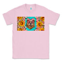 Bubblegum Pink mama bear with sunflowers and glasses license plate Classic Tee - Artiststas
