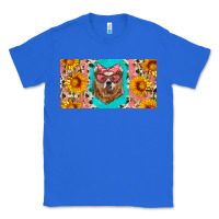 True Royal mama bear with sunflowers and glasses license plate Classic Tee - Artiststas