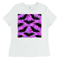 White halloween bat and stars seamless pattern Ladies Tee - BundleAndBundleShop