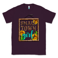 Plum small town girl olivia Classic Tee - OliviaCreatesArt