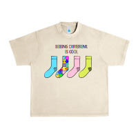 Sandshell Titi Pretty Art Being Different Is Cool Urban Heavy Tee - CowhideDigitalArt