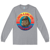 Heather Grey Retro Sunset Just A Girl Who Loves Bigfoot Long Sleeve Tee - artisFamous