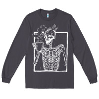 Smoke distressed skeleton vintage smiling skull drinking coffee Long Sleeve Tee - artisFamous