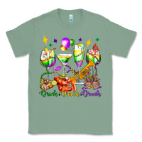 Sage drink drank drunk mardi gras wine glasses olivia Classic Tee - OliviaCreatesArt