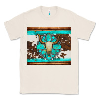 Natural bull skull and turquoise cowhide tumbler Classic Tee - Artiststas