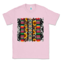 Bubblegum Pink cowhıde aztec serape wıth leopard and sunflowers brushstroke Classic Tee - Artiststas