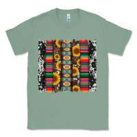 Sage cowhıde aztec serape wıth leopard and sunflowers brushstroke Classic Tee - Artiststas