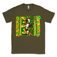 Army Green st patricks cow and coin wıth clovers and leopard brushstrokes Classic Tee - Artiststas