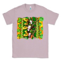 Lilac st patricks cow and coin wıth clovers and leopard brushstrokes Classic Tee - Artiststas