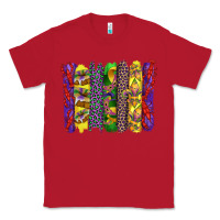 Red mardi gras crawfish cake and mask with leopar and fleur de lis brushst Classic Tee - Artiststas