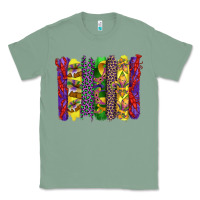 Sage mardi gras crawfish cake and mask with leopar and fleur de lis brushst Classic Tee - Artiststas