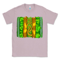 Lilac saint patricks horseshoe shamrock leopard glitter brushstroke Classic Tee - Artiststas