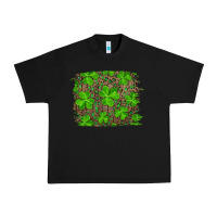 Black st patrick's day shamrock and leopard distressed background Urban Heavy Tee - RanaPortraitStore