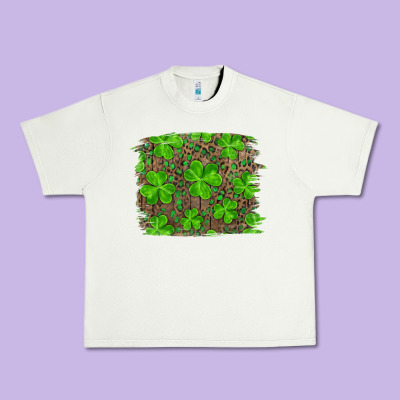 St Patrick's Day Shamrock And Leopard Distressed Background Urban Heavy Tee Designed By Ranaportraitstore