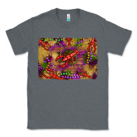 Charcoal Heather mardi gras crawfısh leopard wood and glitter background Classic Tee - Artiststas
