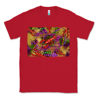 Red mardi gras crawfısh leopard wood and glitter background Classic Tee - Artiststas