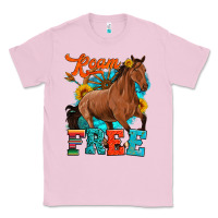 Bubblegum Pink roam free galloping Classic Tee - Artiststas