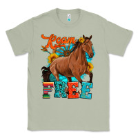 Matcha roam free galloping Classic Tee - Artiststas