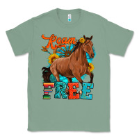 Sage roam free galloping Classic Tee - Artiststas