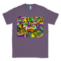 Lavender mardi gras cake glitterleopard and cowhide background Classic Tee - Artiststas
