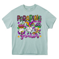 Arona parading with my gnomies Heavy Core Tee - OliviaCreatesArt