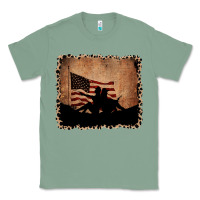 Sage America Western Cowboy and Cowgirl Leopard Frame Classic Tee - CowCowDesign