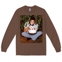 Chestnut johnny cash eating cake in a bush Long Sleeve Tee - linhVisuals