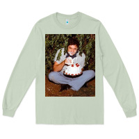 Matcha johnny cash eating cake in a bush Long Sleeve Tee - linhVisuals