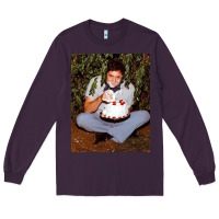 Plum johnny cash eating cake in a bush Long Sleeve Tee - linhVisuals