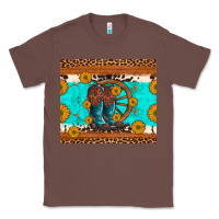 Chestnut cowboy boots and sunflowers turquoise leopard background Classic Tee - Artiststas