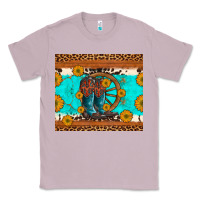 Lilac cowboy boots and sunflowers turquoise leopard background Classic Tee - Artiststas