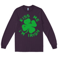 Plum kiss me im irish funny saint patrick day womens Long Sleeve Tee - linhVisuals