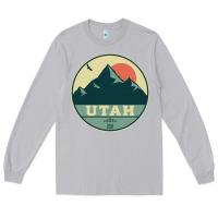 Moon Dust utah retro mountain badge Long Sleeve Tee - linhVisuals