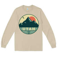 Mushroom utah retro mountain badge Long Sleeve Tee - linhVisuals